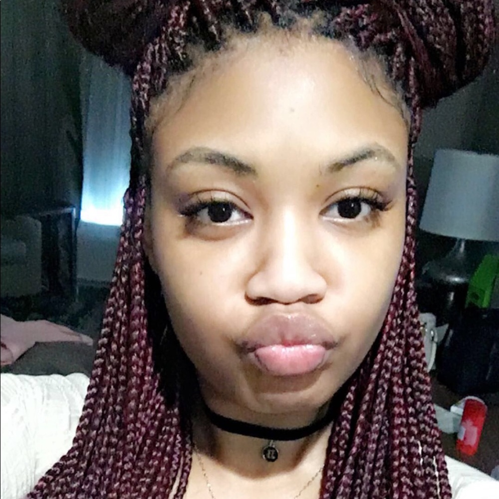 Meet your Posher, Shanelle